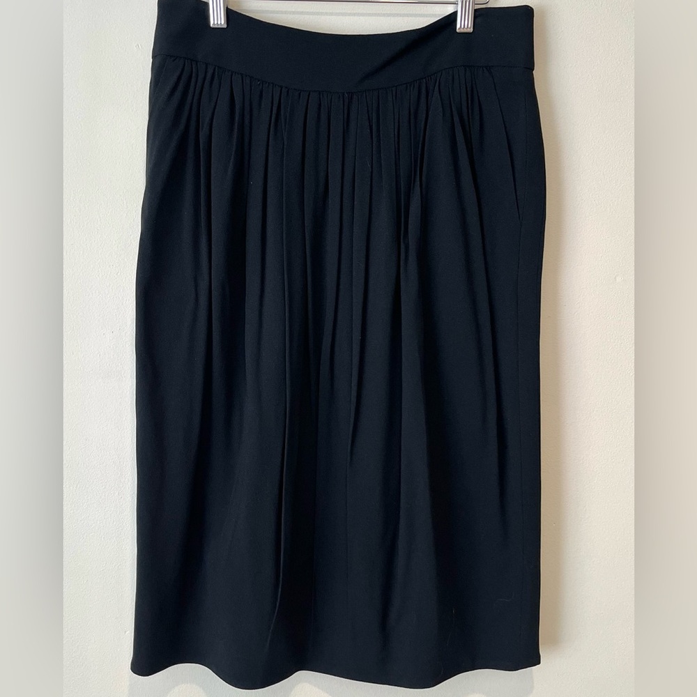 Vintage Georgio Armani Skirt black knee length with pockets Made in Italy Sz 46
